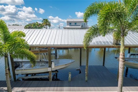 Casa en venta en Punta Gorda, Florida, 3 dormitorios, 190.08 m2 № 793350 - foto 4