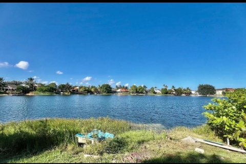 Villa ou maison à louer à Miami, Floride: 4 chambres, 235.69 m2 № 1364976 - photo 4