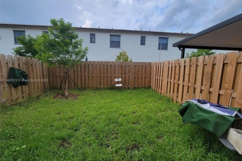 Townhouse in Homestead, Florida 3 bedrooms, 137.77 sq.m. № 762607 - photo 23