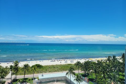 Studio in the Condo in Miami Beach, Florida  № 802452 - photo 1