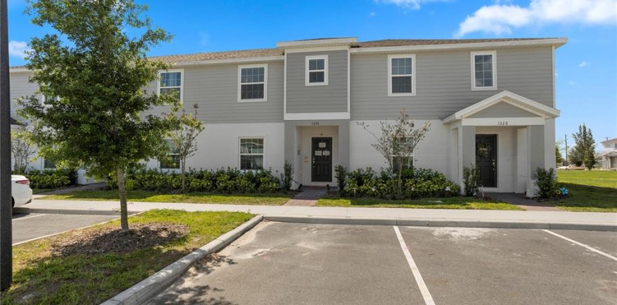 Townhouse in Davenport, Florida 3 bedrooms, 150.59 sq.m. № 1089746