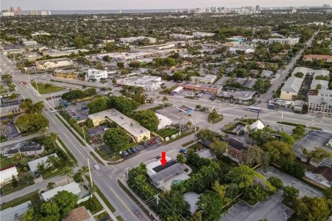 Купить коммерческую недвижимость в Уилтон-Мэнорс, Флорида № 1093195 - фото 6
