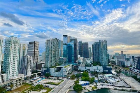 Condo in Miami, Florida, 1 bedroom  № 1370590 - photo 11