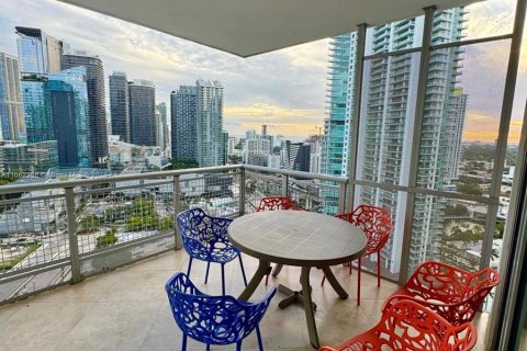 Condo in Miami, Florida, 1 bedroom  № 1370590 - photo 12