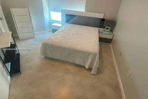 Copropriété à louer à Miami, Floride: 1 chambre, 68.75 m2 № 1370590 - photo 7