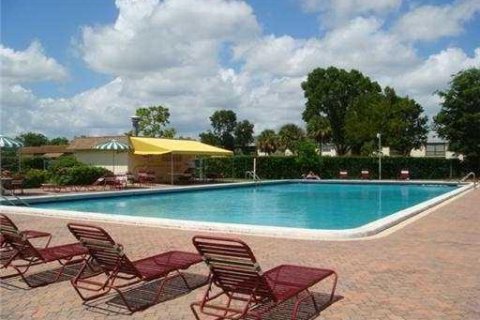 Condominio en venta en Coral Springs, Florida, 2 dormitorios, 100.8 m2 № 604455 - foto 4