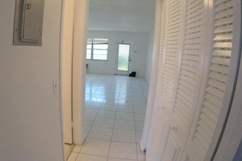 Copropriété à vendre à Boca Raton, Floride: 1 chambre, 66.89 m2 № 331133 - photo 11