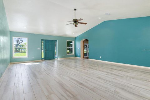 Villa ou maison à vendre à Punta Gorda, Floride: 3 chambres, 194.44 m2 № 1304629 - photo 8