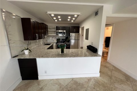 Condominio en venta en Hollywood, Florida, 1 dormitorio, 72.46 m2 № 1128253 - foto 6