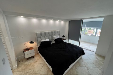 Copropriété à vendre à Hollywood, Floride: 1 chambre, 72.46 m2 № 1128253 - photo 17