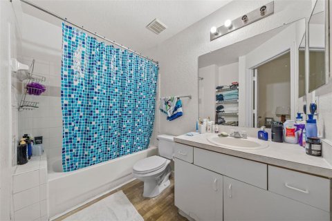 Condo in Tampa, Florida, 2 bedrooms  № 1268345 - photo 5