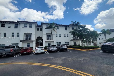 Copropriété à vendre à Doral, Floride: 3 chambres, 124.02 m2 № 1134731 - photo 3