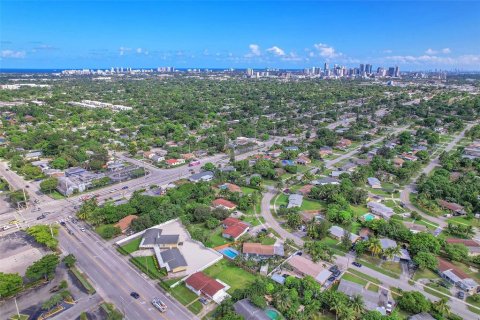 House in Fort Lauderdale, Florida 3 bedrooms, 147.9 sq.m. № 1297360 - photo 20