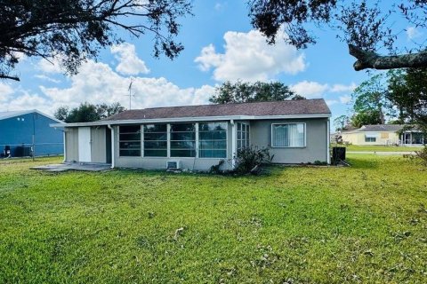 Villa ou maison à vendre à North Port, Floride: 2 chambres, 84.73 m2 № 1401744 - photo 17