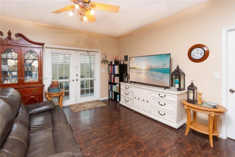 Copropriété à vendre à North Lauderdale, Floride: 1 chambre, 74.32 m2 № 1364110 - photo 11