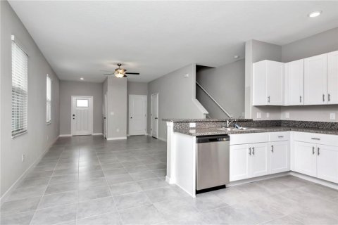 Adosado en venta en Wesley Chapel, Florida, 2 dormitorios, 143.16 m2 № 1400510 - foto 13