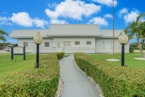 Copropriété à vendre à Boca Raton, Floride: 2 chambres, 88.72 m2 № 1100682 - photo 3