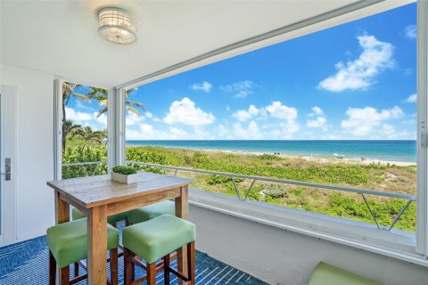 Condo in Lauderdale-by-the-Sea, Florida, 2 bedrooms  № 1100687 - photo 27