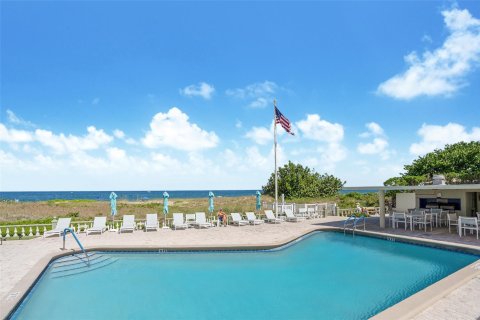 Condo in Lauderdale-by-the-Sea, Florida, 2 bedrooms  № 1100687 - photo 8