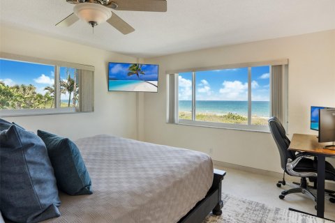 Condo in Lauderdale-by-the-Sea, Florida, 2 bedrooms  № 1100687 - photo 20