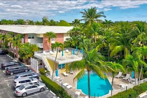 Copropriété à vendre à Fort Lauderdale, Floride: 2 chambres, 86.58 m2 № 1325711 - photo 14