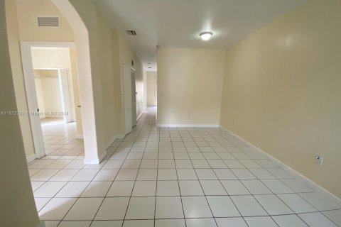 Condominio en venta en Homestead, Florida, 3 dormitorios, 98.48 m2 № 1128712 - foto 19