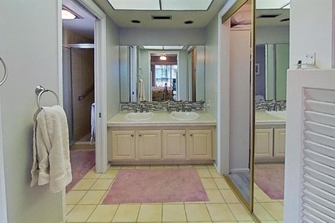 Copropriété à louer à Cape Coral, Floride: 2 chambres, 118.17 m2 № 347997 - photo 11