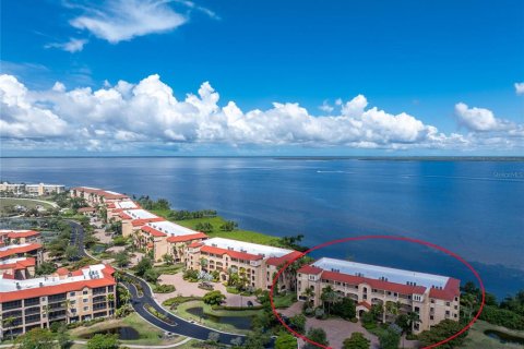 Copropriété à vendre à Punta Gorda, Floride: 3 chambres, 217.21 m2 № 1262299 - photo 1