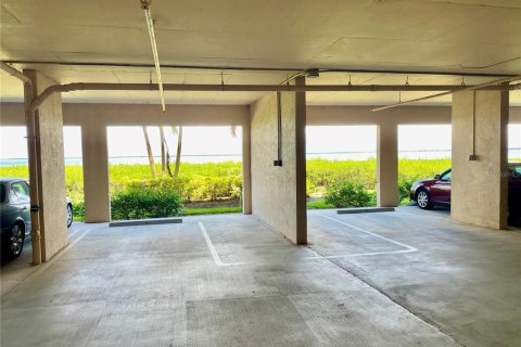 Copropriété à vendre à Punta Gorda, Floride: 3 chambres, 217.21 m2 № 1262299 - photo 8