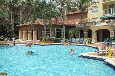 Condo in Aventura, Florida, 2 bedrooms  № 9999 - photo 6