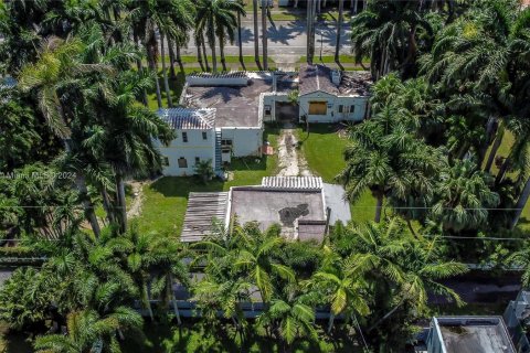 Casa en venta en Hollywood, Florida, 244.7 m2 № 1375831 - foto 9