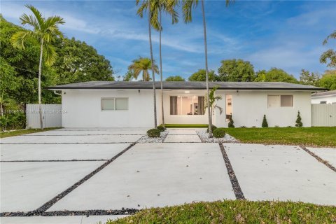 Casa en venta en Miami, Florida, 3 dormitorios, 189.06 m2 № 1375814 - foto 15