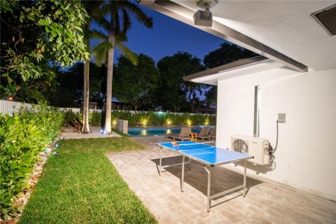 Villa ou maison à vendre à Miami, Floride: 3 chambres, 189.06 m2 № 1375814 - photo 12