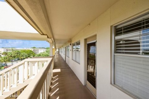 Condominio en venta en Coconut Creek, Florida, 2 dormitorios, 96.62 m2 № 764305 - foto 18