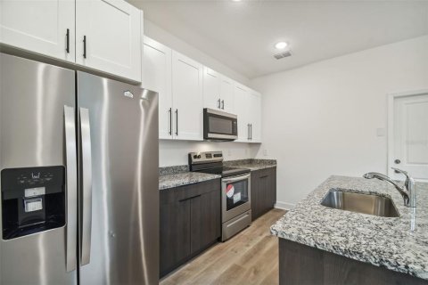 Immobilier commercial à vendre à Tampa, Floride: 278.71 m2 № 1370199 - photo 18