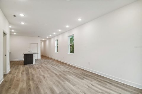 Immobilier commercial à vendre à Tampa, Floride: 278.71 m2 № 1370199 - photo 27