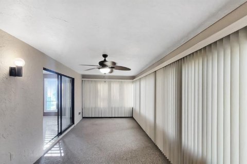 Villa ou maison à louer à Bradenton, Floride: 2 chambres, 118.91 m2 № 1370197 - photo 7