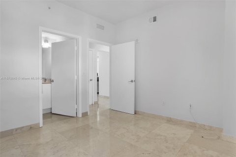 Copropriété à vendre à Aventura, Floride: 3 chambres, 159.79 m2 № 1147275 - photo 28