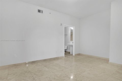 Copropriété à vendre à Aventura, Floride: 3 chambres, 159.79 m2 № 1147275 - photo 25