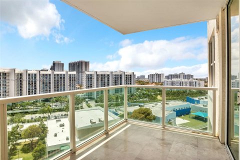 Condominio en venta en Aventura, Florida, 3 dormitorios, 159.79 m2 № 1147275 - foto 16