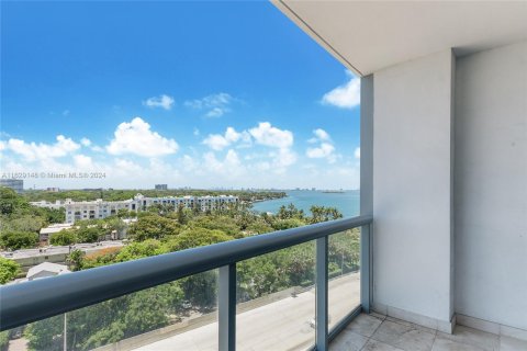 Copropriété à vendre à Miami, Floride: 2 chambres, 134.62 m2 № 1288912 - photo 1