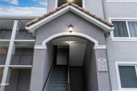 Condominio en venta en Homestead, Florida, 3 dormitorios, 104.89 m2 № 949445 - foto 2