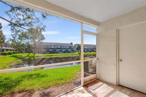 Touwnhouse à vendre à Tampa, Floride: 2 chambres, 110 m2 № 1392442 - photo 17