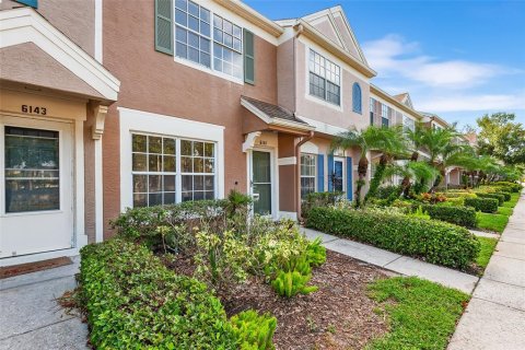 Touwnhouse à vendre à Tampa, Floride: 2 chambres, 110 m2 № 1392442 - photo 2