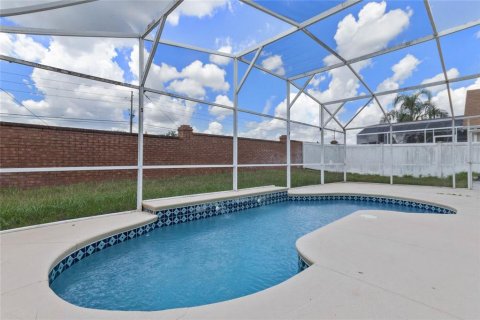 Villa ou maison à vendre à Kissimmee, Floride: 4 chambres, 154.4 m2 № 1368284 - photo 13