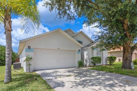 Villa ou maison à vendre à Kissimmee, Floride: 4 chambres, 154.4 m2 № 1368284 - photo 2