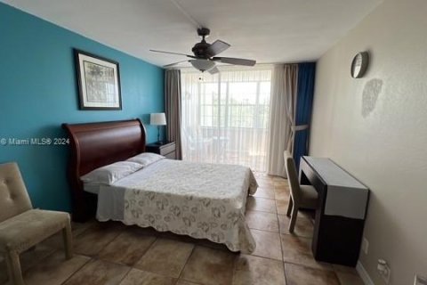 Copropriété à vendre à Hollywood, Floride: 1 chambre, 72.46 m2 № 1222118 - photo 12