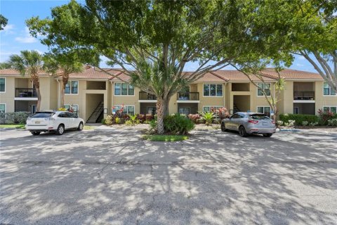 Copropriété à vendre à Sarasota, Floride: 2 chambres, 90.3 m2 № 1249800 - photo 2