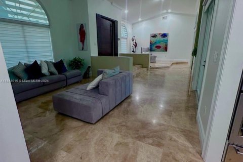 Villa ou maison à vendre à Miami, Floride: 4 chambres, 449 m2 № 1324522 - photo 23