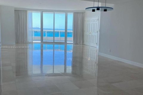 Copropriété à vendre à Miami, Floride: 3 chambres, 294.5 m2 № 1367033 - photo 14